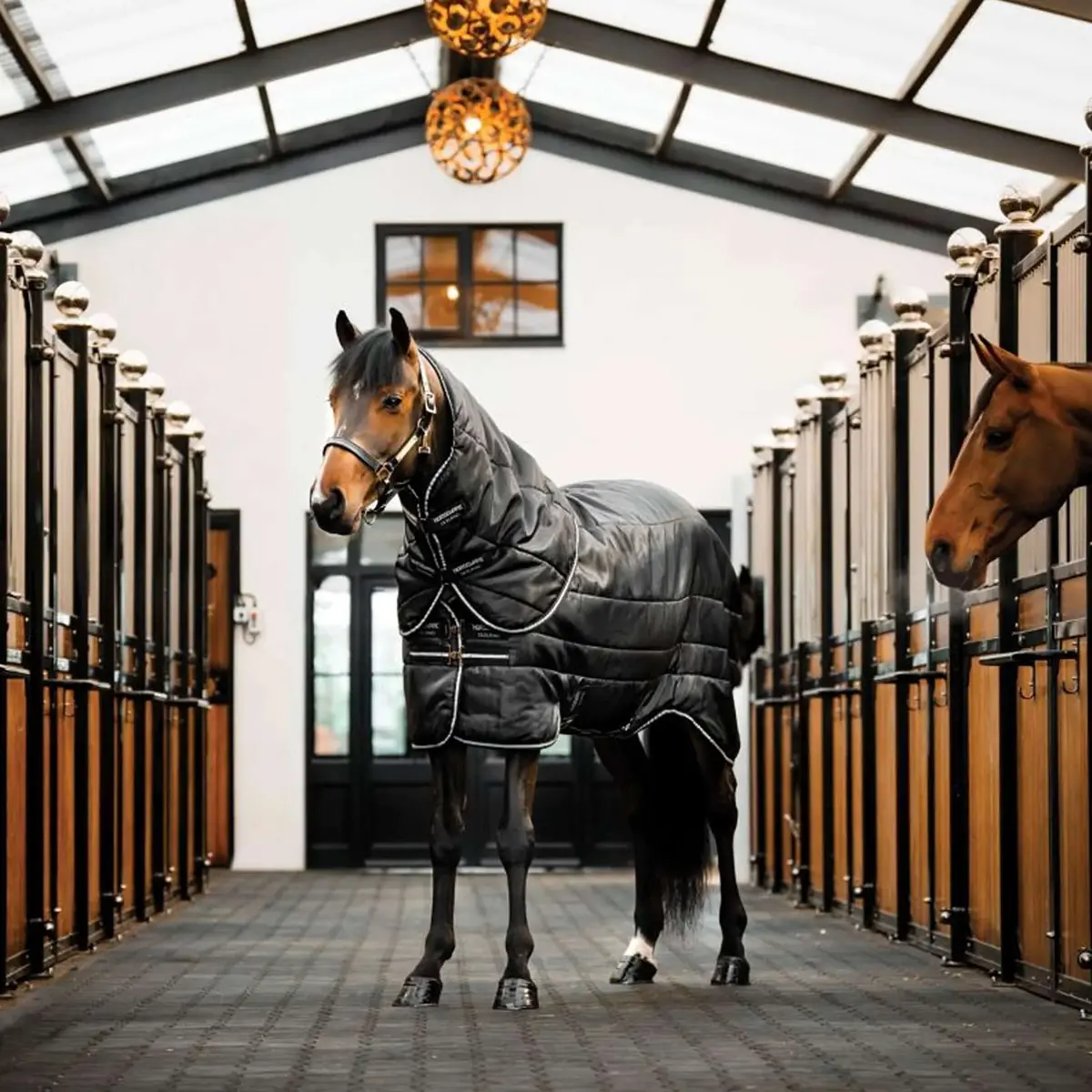 Horseware Easy-Layer Stable Plus Heavy 400G Zwart/Zwart 1