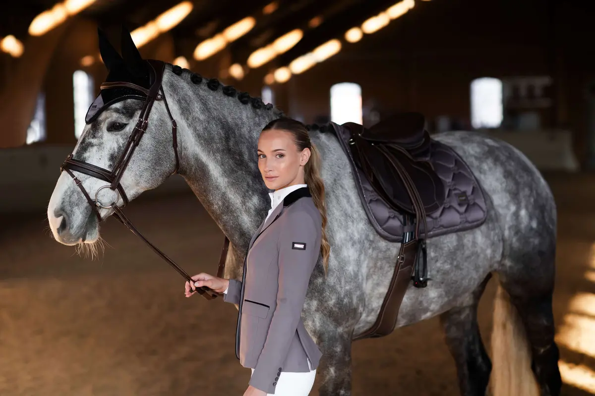 Equestrian Stockholm Dark Violet 1