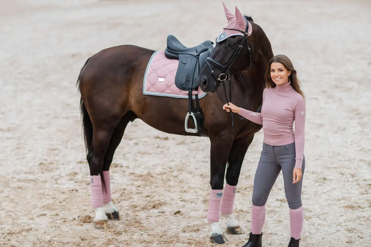 Equestrian Stockholm Pink Pearl 1