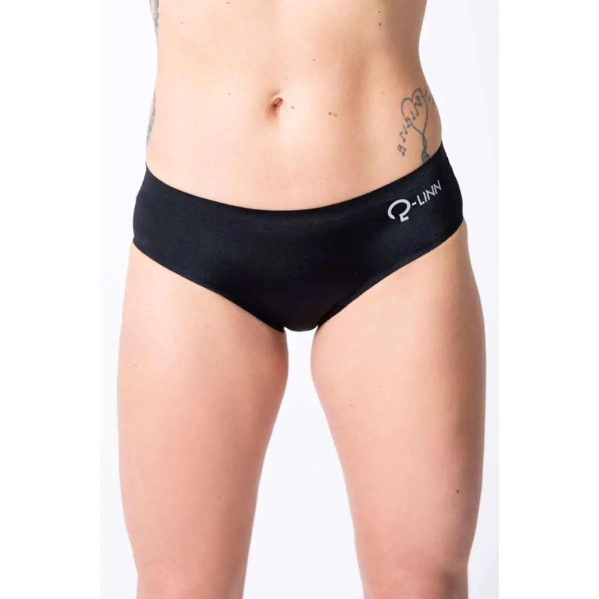 Q Linn Boxer Zwart 1