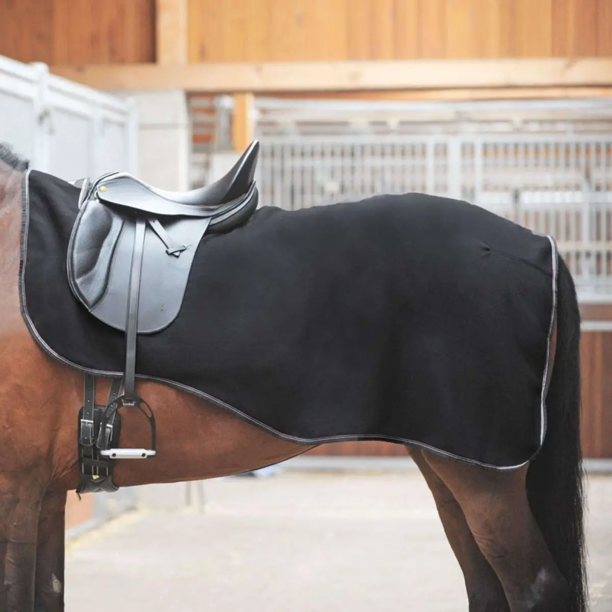 Kavalkade Uitrijdeken Work Fleece Zwart 1