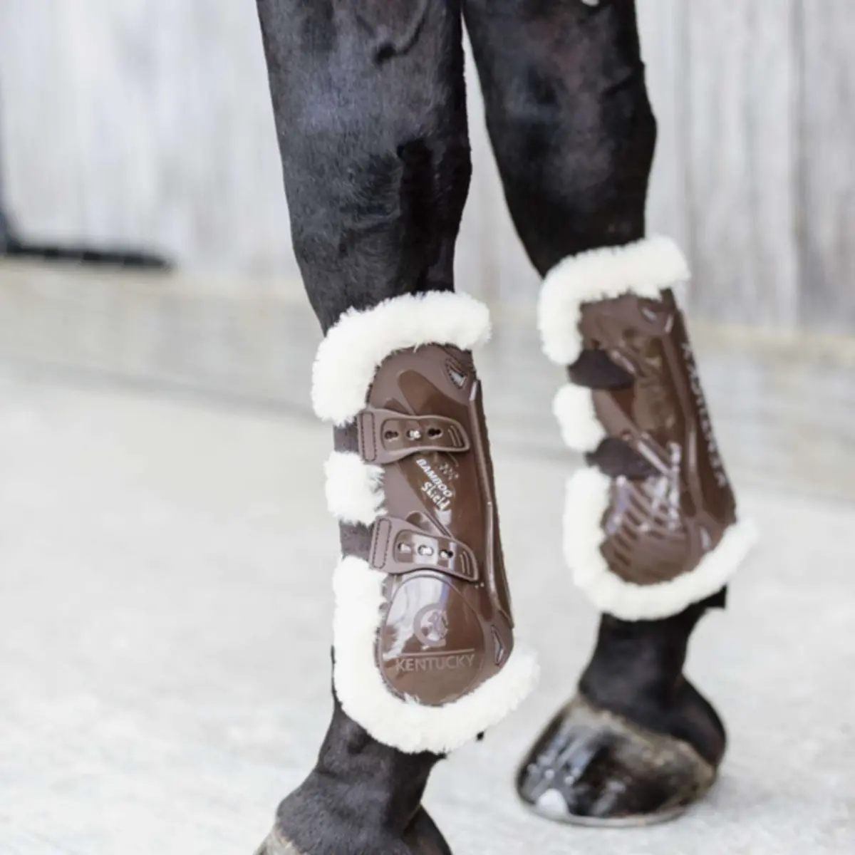 Kentucky Peesbeschermers Bamboo Elastic Vegan Sheepskin Bruin 1