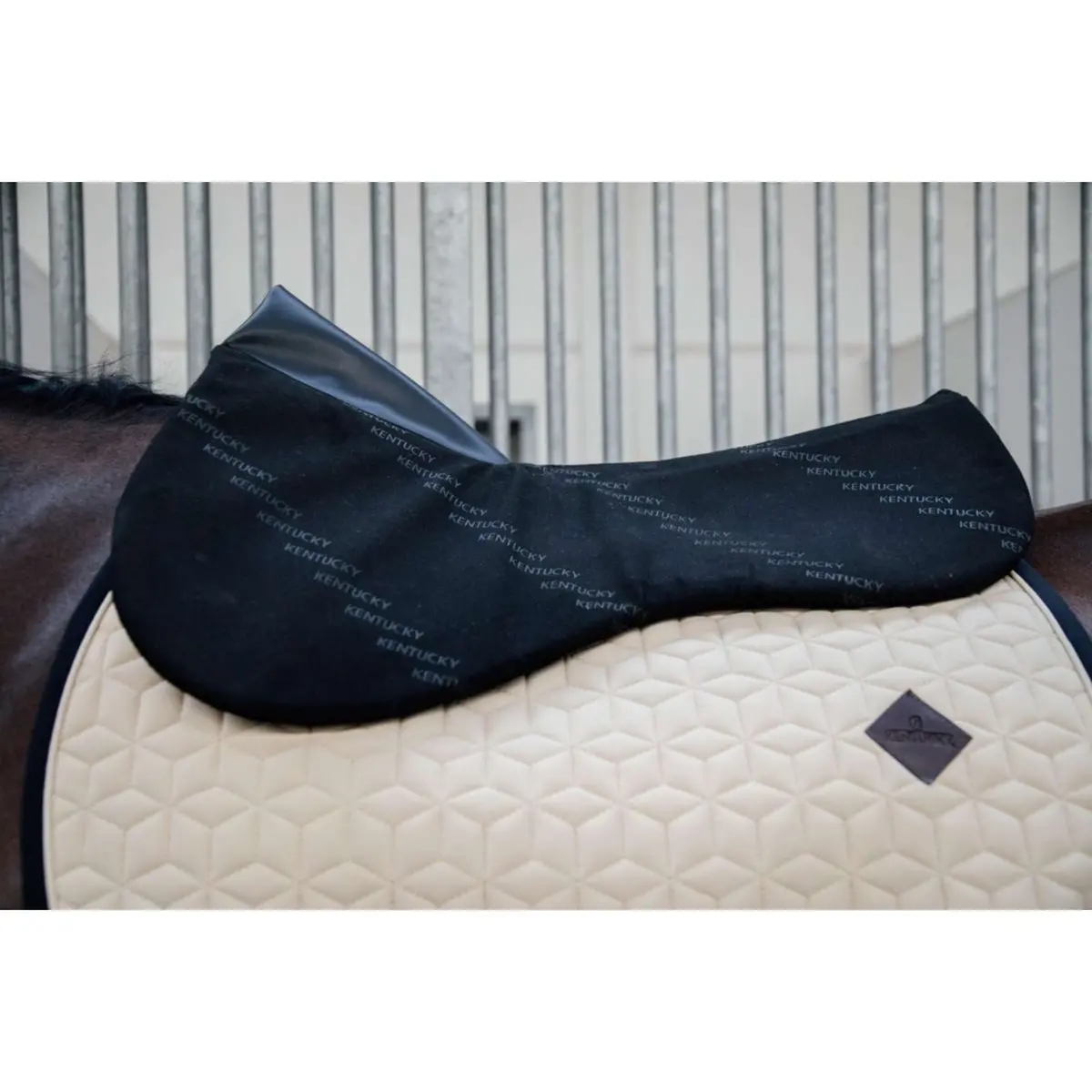 Kentucky Zadelonderlegger Impact Equalizer Zwart 1
