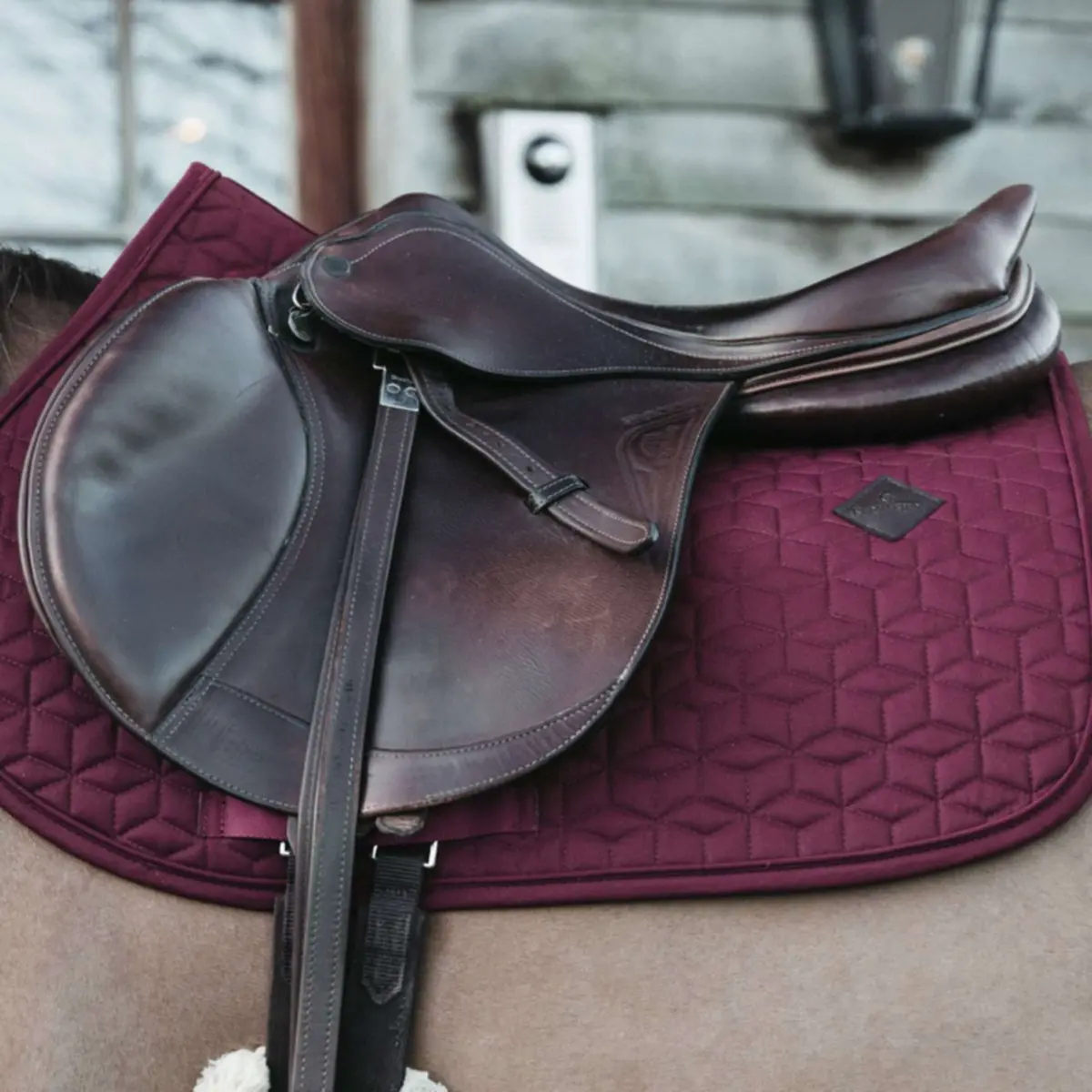 Kentucky Zadeldekje Classic Springen Bordeaux 1