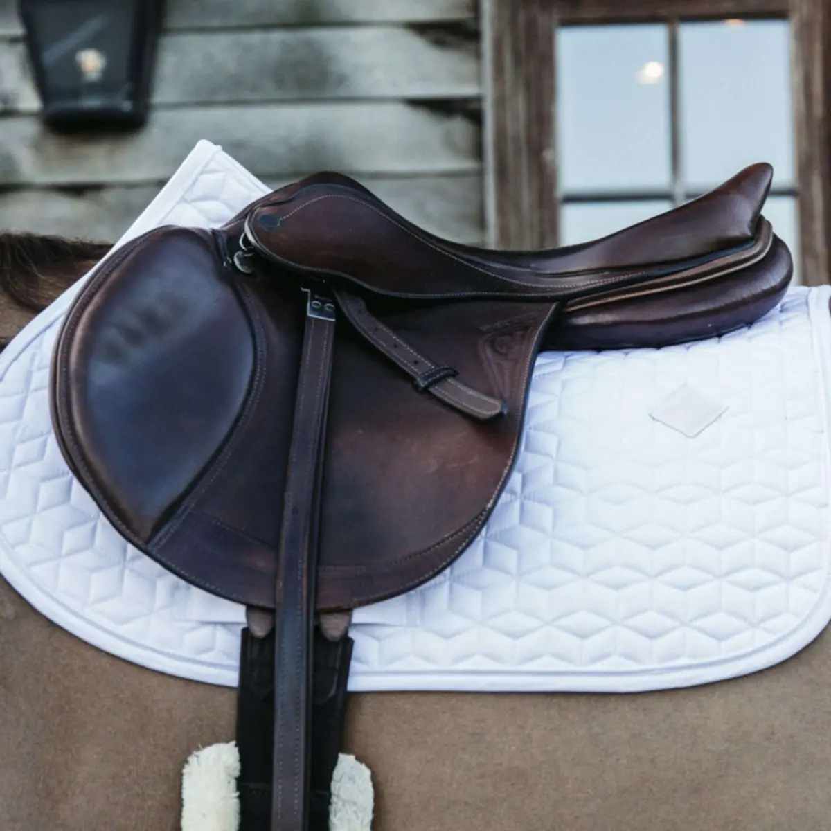Kentucky Zadeldekje Classic Springen Wit 1