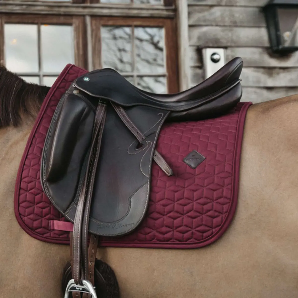 Kentucky Zadeldekje Classic Dressuur Bordeaux 1
