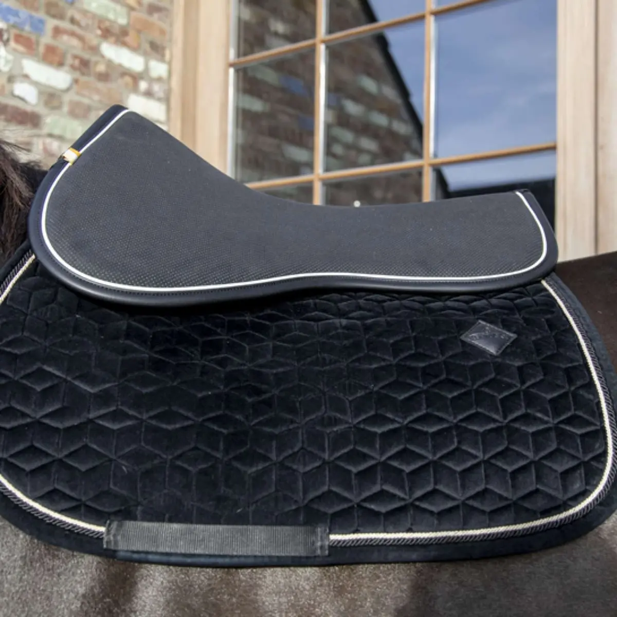 Kentucky Zadelonderlegger Halfpad Anatomic Absorb Black 1
