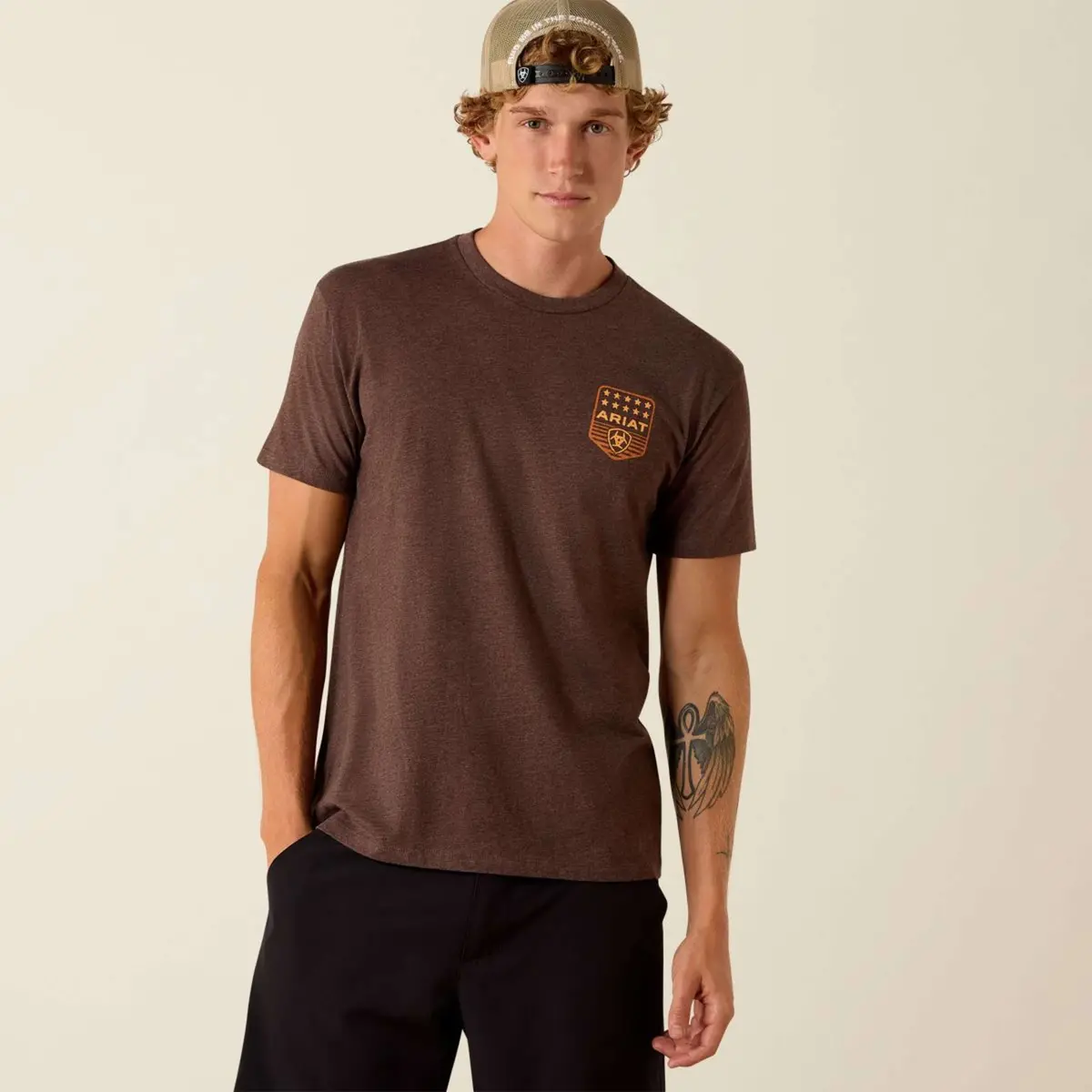 Ariat T-Shirt Strip Patriotic Badge Tee Heren Brown Heather 1