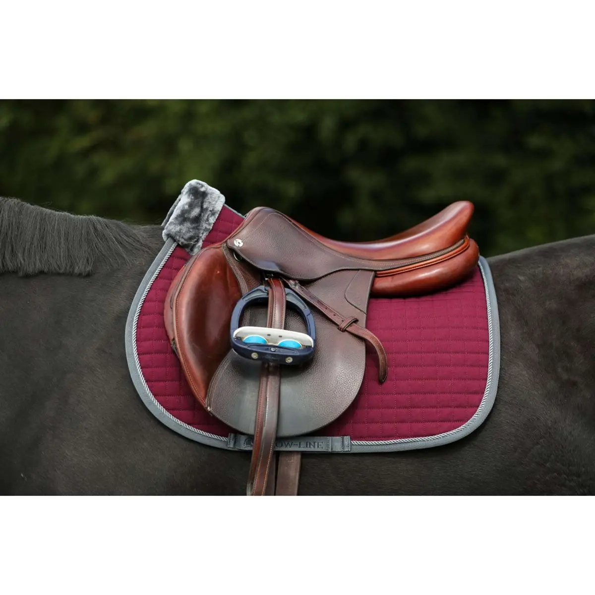 Bucas Zadeldekje Show-Line Springen Burgundy 1