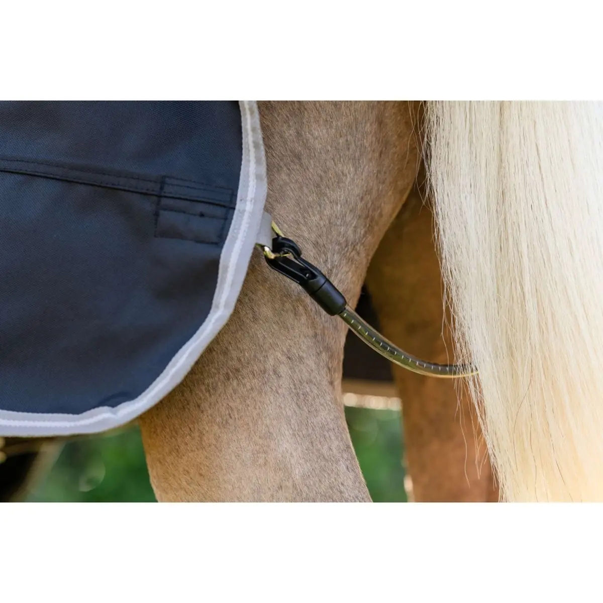 Amigo Turnout Rug 1200D Pony 250G Black/Titanium Grey/Silver 7
