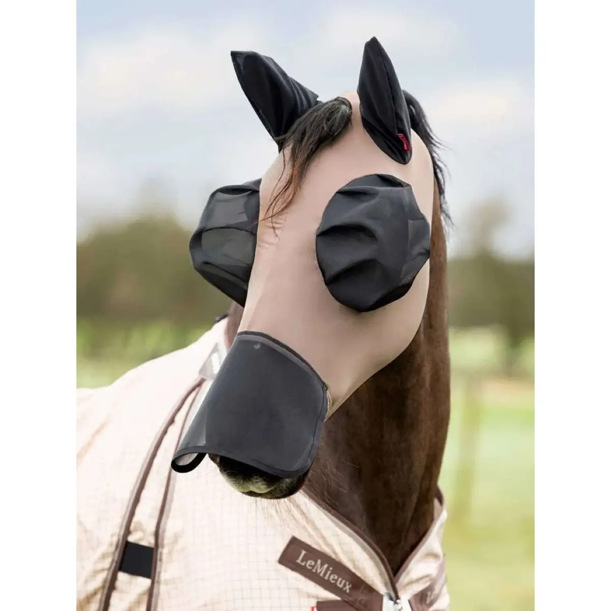 Lemieux Vliegenmasker Bug Relief Walnut 1