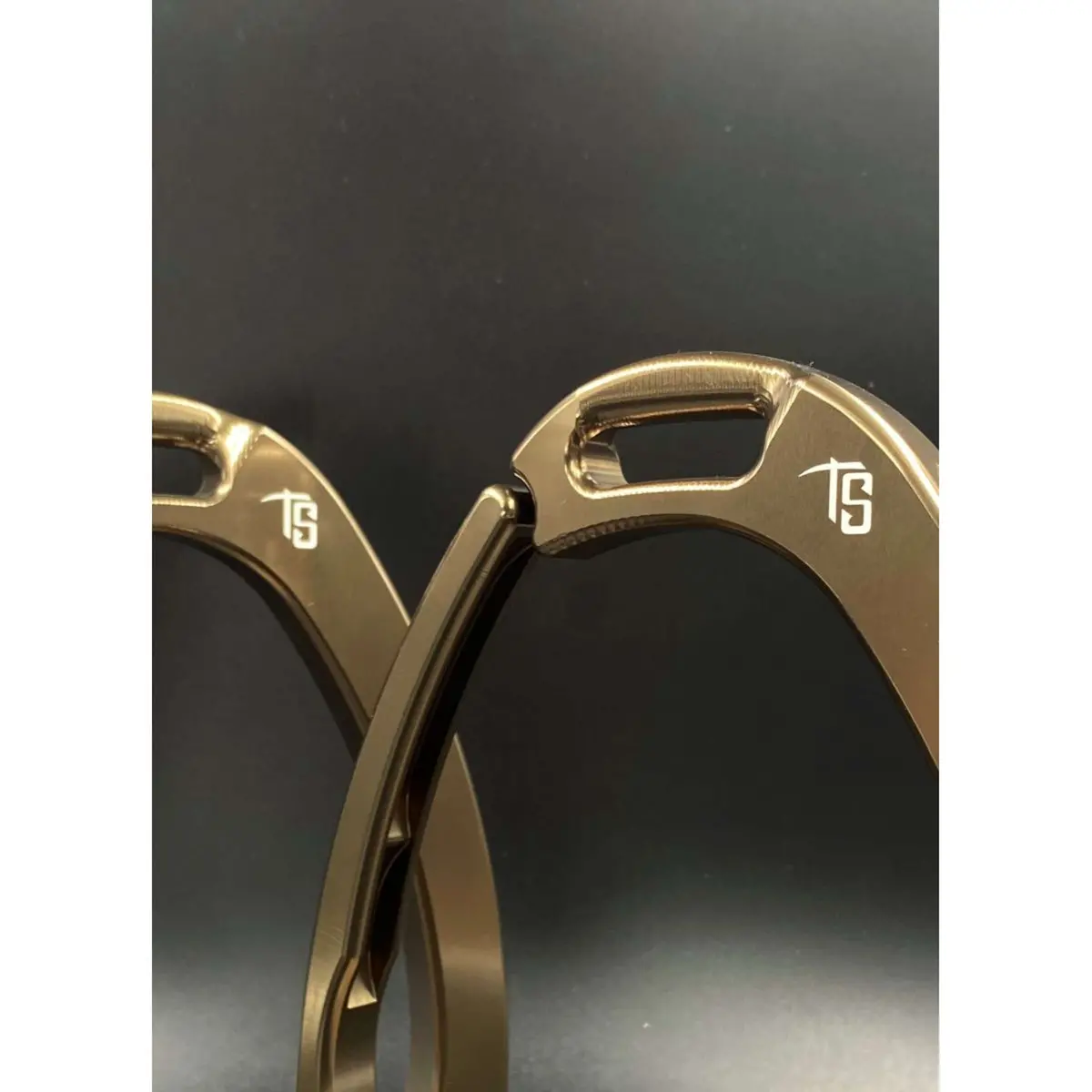 Tech Stirrups Stijgbeugels Venice Sloped M Bruin 1