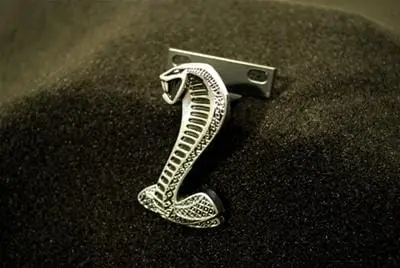 Classic Design Concepts Cobra Hood Emblem – 105070 1